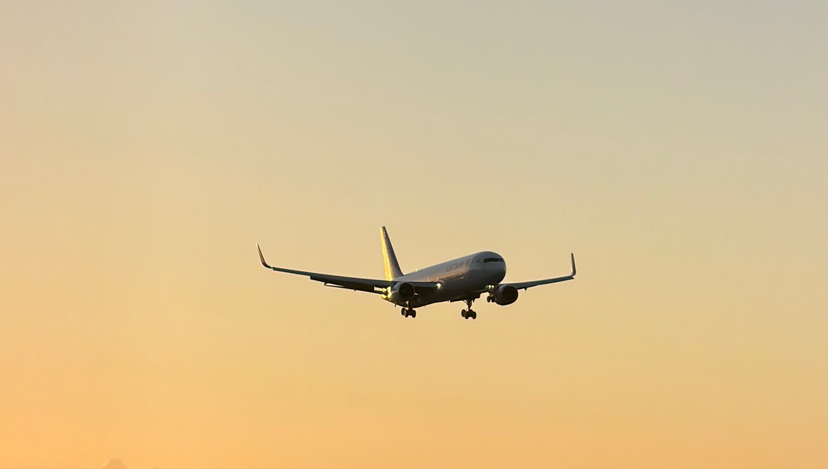 Student to Captain: A Step-by-Step Guide to Becoming a Pilot